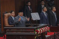 Istana Buka Suara soal Prabowo Tak Pakai Baju Adat di Sidang Tahunan MPR