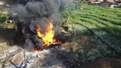 4 Hari Api Sumur Minyak Ilegal di Blora Belum Padam, 12 Orang Diperiksa Polisi<