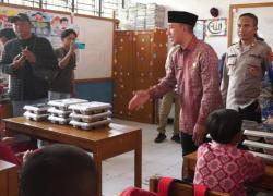Resmikan Dapur MBG, Bupati Hasbi: Anak-Anak Lebak Siap Bersaing di Masa Depan<