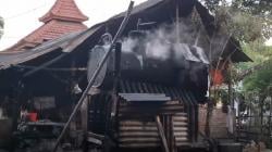 Pabrik Tahu di Probolinggo Hangus Terbakar, Diduga Akibat Bara Sisa Pembakaran Ketel Uap<