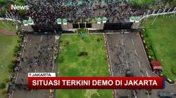 Panas! Massa Aksi Jebol Gerbang Utama DPR