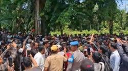 Demo di DPRD Lubuklinggau, 5 Pelajar Ditangkap Bawa Batu dan Cairan Gatal<