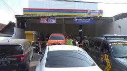 Kronologi Perampokan di Minimarket Magetan, Pelaku Turun dari Mobil Serang Karyawan<