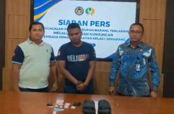 Modifikasi Sandal, Pria di Semarang Nekat Selundupkan 9 Paket Sabu ke Lapas<