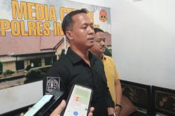 Detik-Detik Polisi Tangkap 2 Pelaku Pembunuhan Sahroni Sekeluarga di Indramayu<