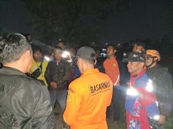 2 Pemuda di Bandung Hilang Terseret Arus Sungai Citarum saat Berburu Biawak<