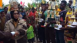 Bangun Lapangan Multifungsi, Legislator Perindo Fasilitasi Warga Mimika Berkegiatan Olahraga<