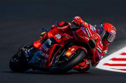 Motor Ducati Terasa Kaku, Marc Marquez Berjuang di FP1 MotoGP San Marino 2025