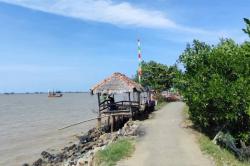 3 Tempat Wisata di Pantai Utara Pati dengan Sunset Romantis, Cocok Buat Healing<