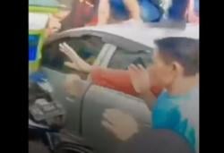 Viral Mobil Hancur Diamuk Massa usai Diteriaki Maling oleh Anak di Rejang Lebong<