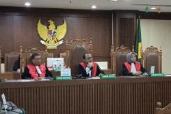 Sidang Gugatan Rp125 Triliun terhadap Gibran kembali Ditunda, Kenapa?