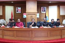 DPRD Badung Godok Raperda Perlindungan dan Penertiban Hewan Penular Rabies<