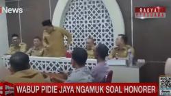 Viral Wabup Pidie Jaya Emosi di Hadapan Tenaga Honorer, Banting Mikrofon hingga Pukul Meja<