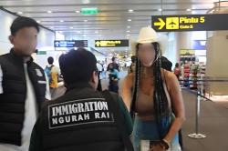Heboh Bule Perempuan AS Bikin Kelas Aktivitas Seksual di Bali, Begini Modusnya<