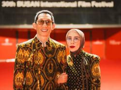 Heboh Melly Goeslaw Ternyata Hadiri Busan International Film Festival 2025