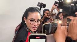 Viral Respons Nikita Mirzani soal Ibu Vadel Badjideh Pingsan usai Dengar Vonis!