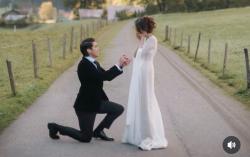 So Sweet! El Rumi Lamar Syifa Hadju di Swiss