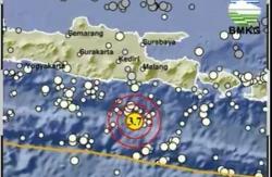 Pusat Gempa Hari Ini 2 Menit yang Lalu Guncang Malang, Cek Magnitudonya!<