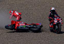 Marco Bezzecchi Tabrak Marc Marquez hingga Patah Tulang, Bos Ducati Beri Komentar Pedas