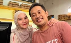 Kawal Kasus Pemukulan Karyawan, Zaskia Adya Mecca dan Hanung Bramantyo Batalkan Perjalanan ke Al Aqsa