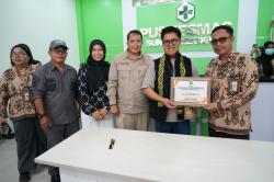 Wabup Kukar Resmikan Puskesmas Sungai Merdeka dan Salurkan Bantuan di Samboja Barat<