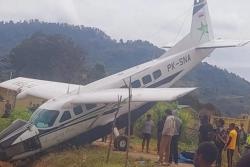 Penampakan Pesawat Smart Air yang Kecelakaan di Bandara Tiom Lanny Jaya<