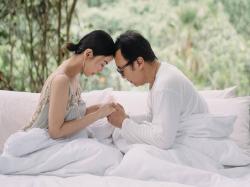 Bucin Maksimal! Dearly Desiana Bela Ari Lasso yang Dibully Netizen
