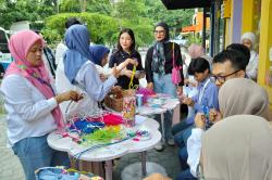 Angela Tanoesoedibjo Kunjungi PUKA di Bandung, Dukung Disabilitas Berkarya