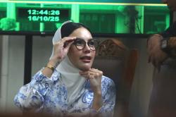 Nikita Mirzani Suka Bagi-Bagi Makanan di Rutan saat Jumat Berkah, Ngapus Dosa?