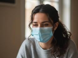 Musim Batuk Pilek, Wamenkes Sarankan Pakai Lagi Masker!