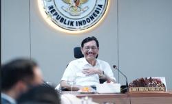 Luhut Akui Proyek Whoosh Bermasalah sejak Awal: Saya Terima Sudah Busuk