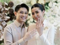 Selamat! Teuku Rassya Lamar Cleantha Islan usai Pacaran 5 Tahun