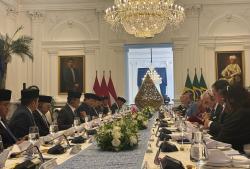 Prabowo Putuskan Bahasa Portugis Diajarkan di Sekolah, Prioritas Disiplin Pendidikan