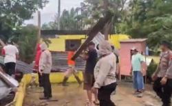 Angin Puting Beliung Terjang Salatiga, 10 Rumah Rusak<