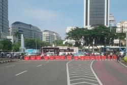 Demo Guru Hari Ini, Jalan Medan Merdeka Selatan Arah Kedubes AS Ditutup