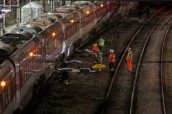 Penusukan Massal di Dalam Kereta di Inggris, 2 Orang Ditangkap!