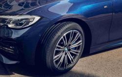 4 Kebiasaan Buruk Ngerem Bisa Bikin Ban Cepat Aus dan Menyebabkan Kecelakaan