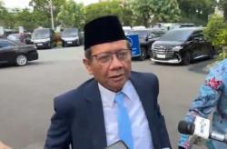 Prabowo bakal Lantik Komite Reformasi Polri, Mahfud MD hingga Yusril Tiba di Istana