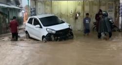 Update Banjir Bandang 2 Kecamatan di Brebes, 2 Warga Hilang Terseret Arus