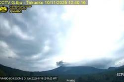 Gunung Ibu Erupsi Hari Ini, Kolom Abu Teramati di Langit Halmahera Barat