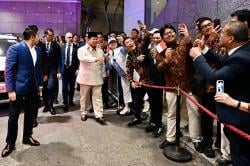 Momen Diaspora RI Sambut Prabowo di Australia dengan Nyanyian Indonesia Raya