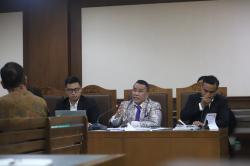 Saksi Ahli CMNP Setujui Argumennya, Hotman Paris: Kurang Pihak, Gugatan Sudah Seharusnya Tak Dapat Diterima