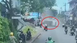 Mengerikan! Truk Maut Malaju Mundur Tabrak Rumah Makan di Badung Terekam Kamera<