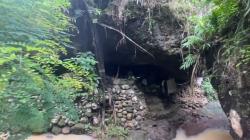 Sejarah Gua Anggas Wesi yang Ditempati Darmaji Puluhan Tahun, Diyakini Miliki Sisi Gaib<