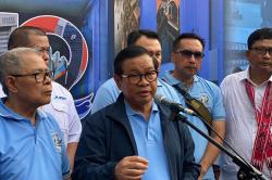 Pramono Masifkan Pemangkasan Pohon di Jakarta, Cegah Tumbang saat Hujan