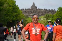 Finish 10K Borobudur Marathon 2025, Rasa Lelah Pelari Terbayar oleh Keindahan Alam Magelang