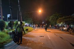 Tragis! Pemotor di Gresik Tewas Kecelakaan Tabrak Truk Tronton Parkir<