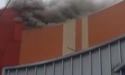 Supermarket di Ungaran Semarang Kebakaran, Pengunjung dan Karyawan Panik<