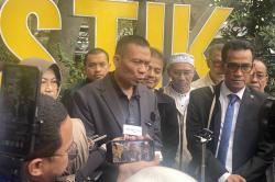 Rismon Walk Out saat Bertemu Komisi Percepatan Reformasi Polri: Kami Bukan Penonton