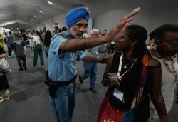 Kebakaran di KTT Iklim COP30 Brasil Terjadi saat Pembahasan Isu Krusial, Sabotase?